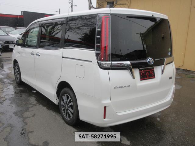 Toyota ESQUIRE 2017-11 7802199-19
