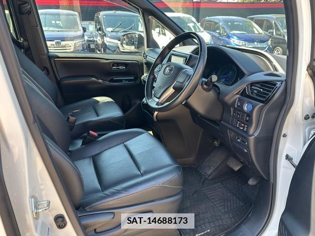 Toyota ESQUIRE 2019-01 7802235-11