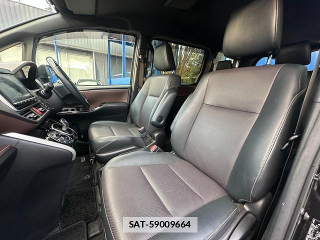 Toyota ESQUIRE 2018-09 7803475-10