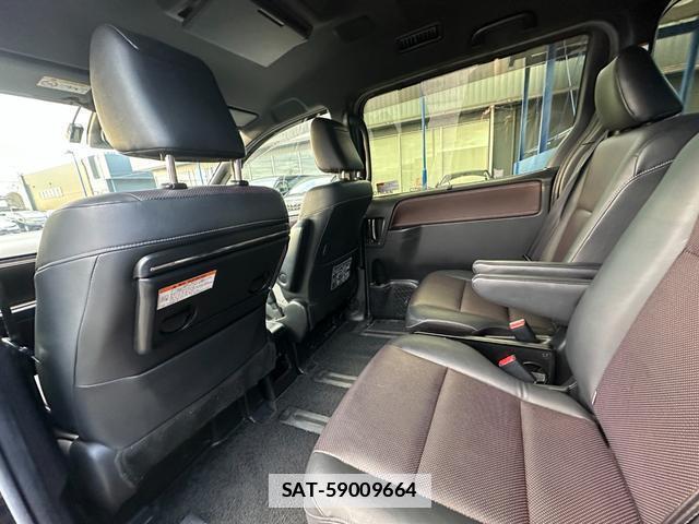 Toyota ESQUIRE 2018-09 7803475-13