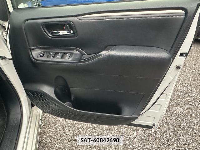 Toyota ESQUIRE 2017-01 7803525-18