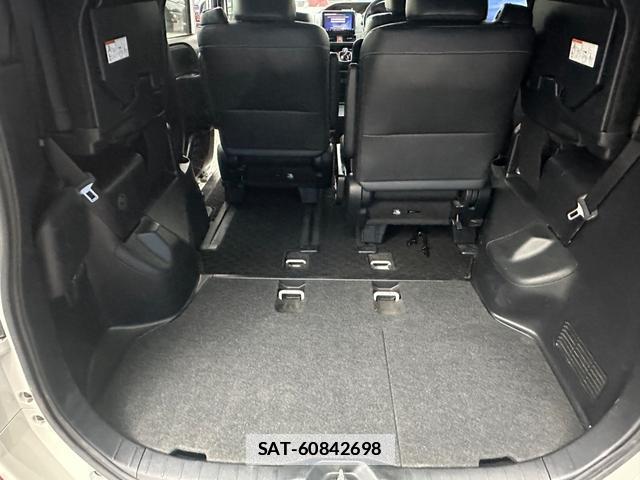 Toyota ESQUIRE 2017-01 7803525-8