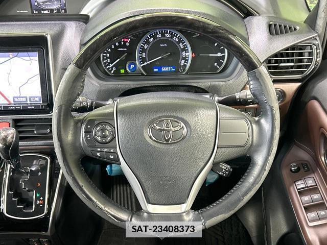 Toyota ESQUIRE 2015-12 7804582-11