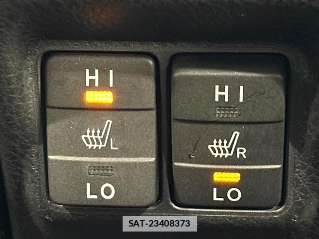 Toyota ESQUIRE 2015-12 7804582-5