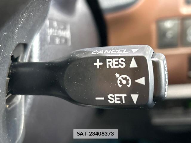 Toyota ESQUIRE 2015-12 7804582-6