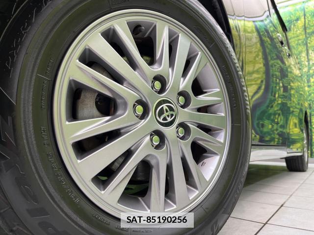 Toyota ESQUIRE 2016-10 7804842-13