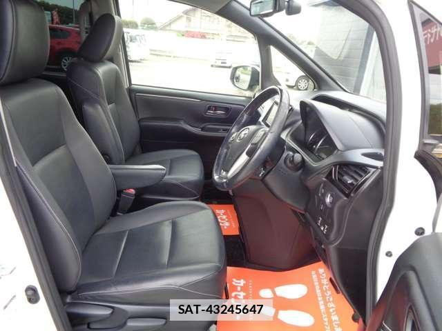 Toyota ESQUIRE 2014-12 7805469-16