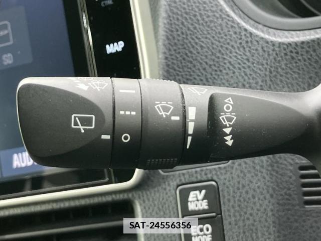 Toyota ESQUIRE 2019-01 7806687-15