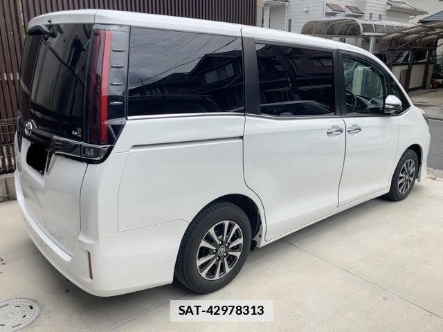 Toyota ESQUIRE 2021-07 7809579-1