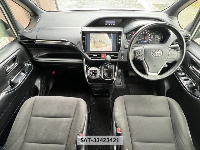 Toyota ESQUIRE 2017-08 7810070-3