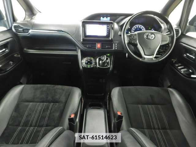 Toyota ESQUIRE 2020-01 7810756-2