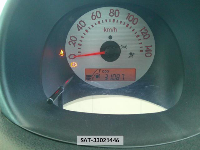 Daihatsu ESSE 2009-07 7806722-5