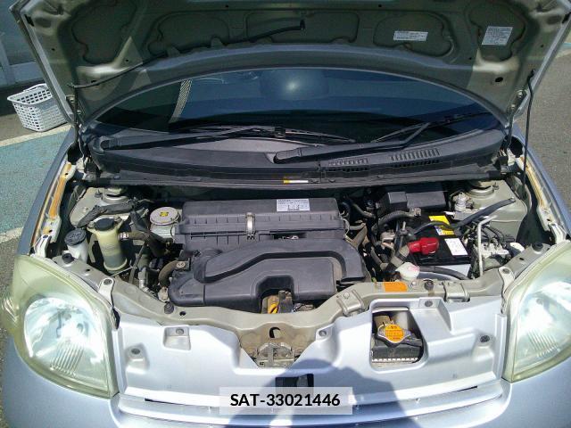 Daihatsu ESSE 2009-07 7806722-6
