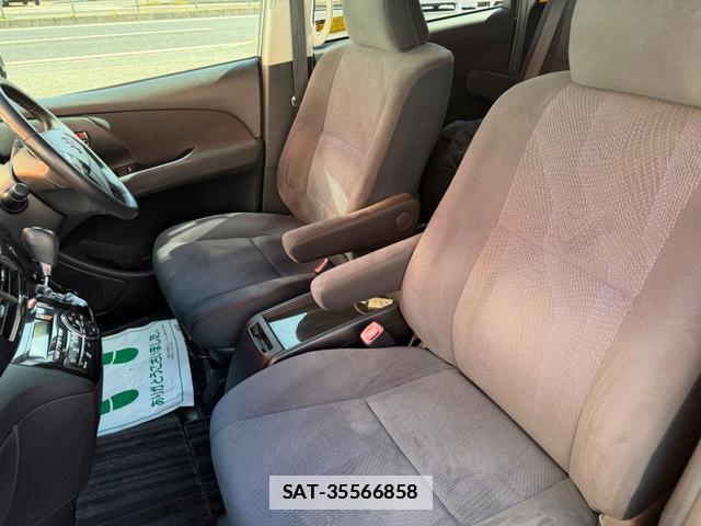 Toyota ESTIMA 2012-06 7796972-7