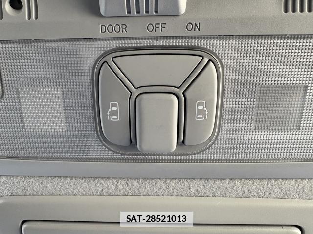 Toyota ESTIMA 2012-09 7801331-4