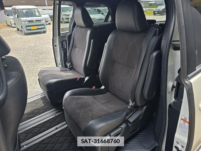 Toyota ESTIMA 2017-03 7803383-10