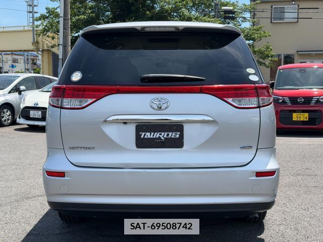 Toyota ESTIMA 2011-02 7808627-1