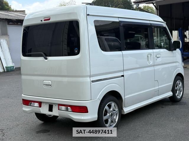 Suzuki EVERY WAGON 2017-04 7795985-18