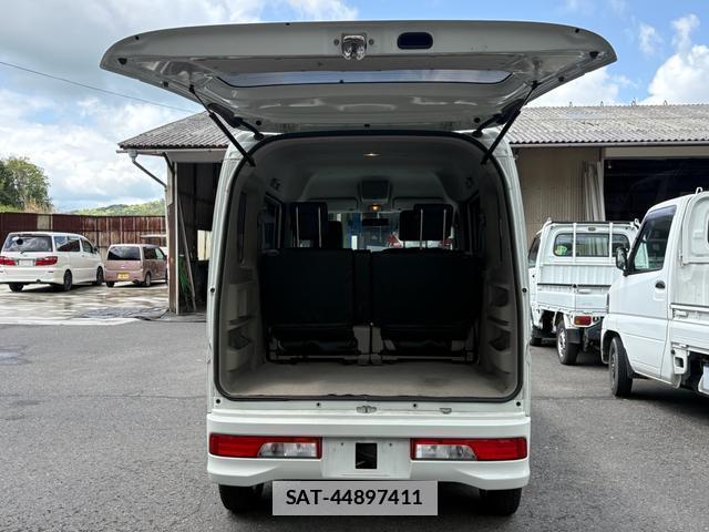 Suzuki EVERY WAGON 2017-04 7795985-19