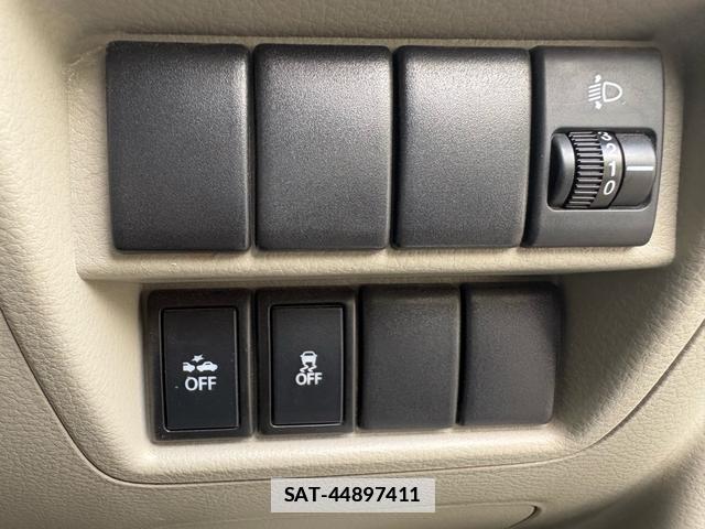 Suzuki EVERY WAGON 2017-04 7795985-7