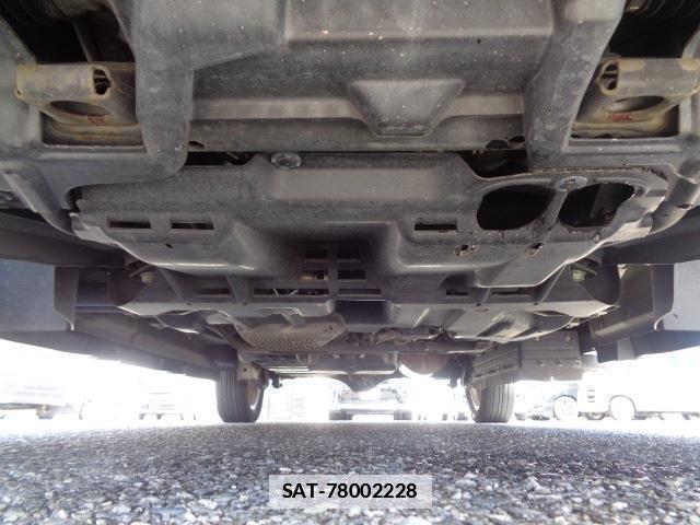 Suzuki EVERY WAGON 2014-04 7802905-12