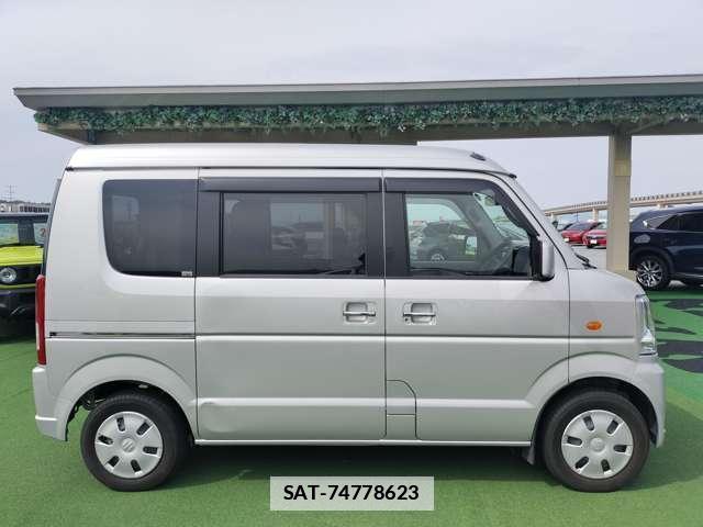 Suzuki EVERY WAGON 2010-11 7805358-16