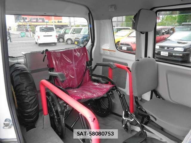 Suzuki EVERY WAGON 2014-04 7808273-12