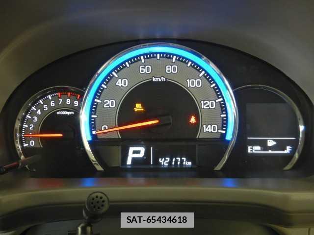 Suzuki EVERY WAGON 2020-03 7810846-13