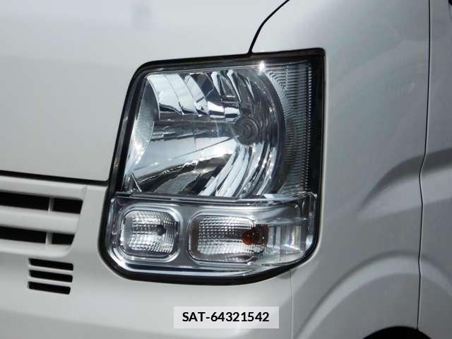 Suzuki EVERY 2018-11 7795888-11