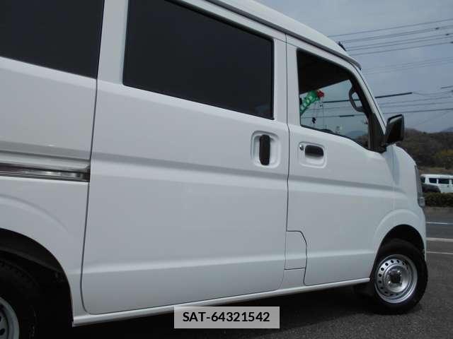 Suzuki EVERY 2018-11 7795888-15