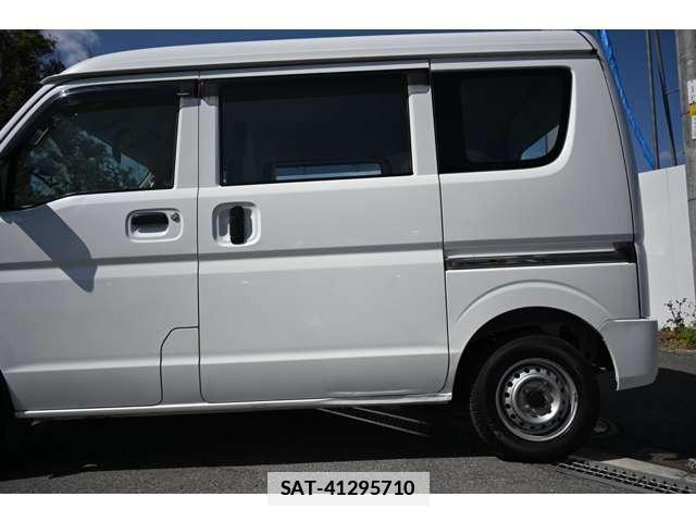 Suzuki EVERY 2017-12 7796583-10
