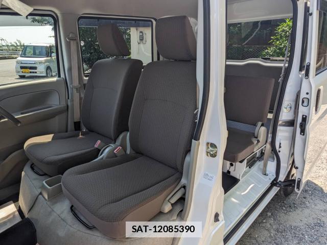 Suzuki EVERY 2023-05 7797787-12