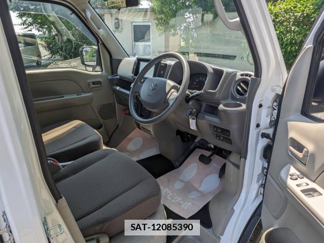 Suzuki EVERY 2023-05 7797787-9