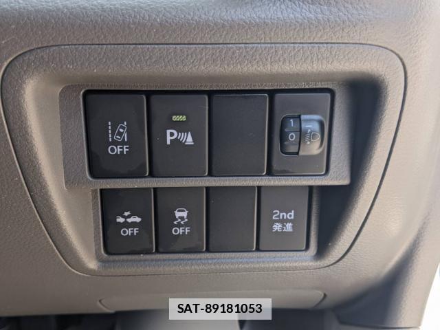Suzuki EVERY 2021-06 7797796-15