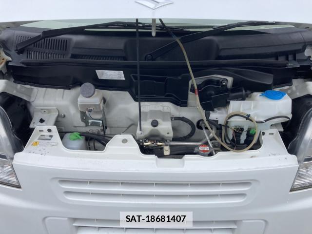 Suzuki EVERY 2014-11 7797799-16