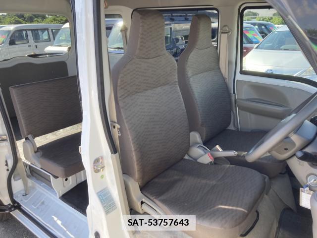 Suzuki EVERY 2022-03 7797804-10