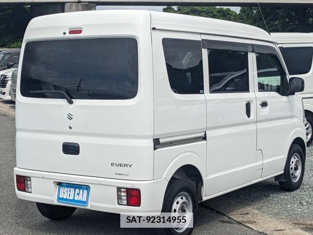 Suzuki EVERY 2022-01 7797808-3