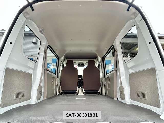 Suzuki EVERY 2026-03 7799348-15