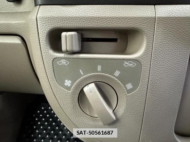 Suzuki EVERY 2012-11 7801261-18