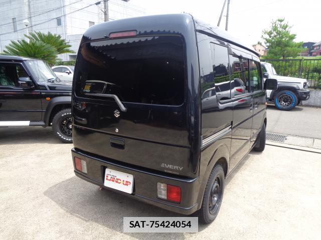 Suzuki EVERY 2012-04 7802051-1
