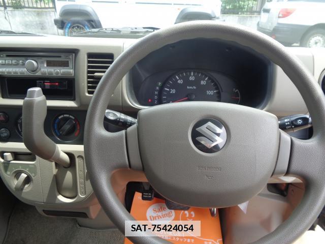 Suzuki EVERY 2012-04 7802051-2