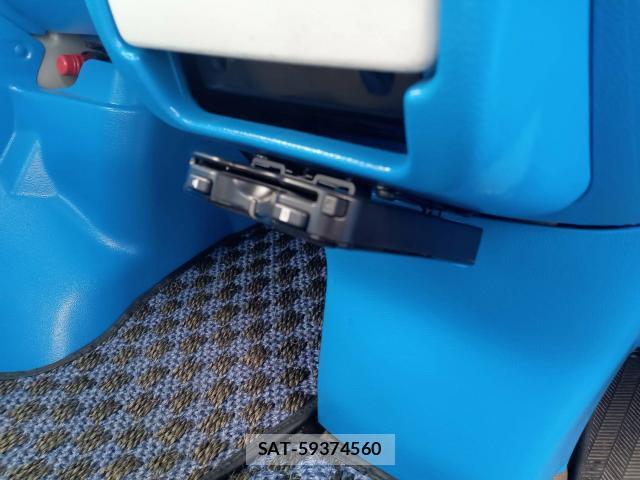 Suzuki EVERY 2008-12 7803855-4