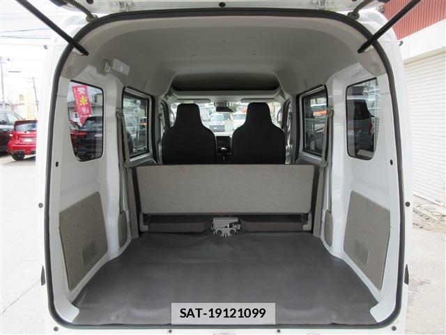 Suzuki EVERY 2018-07 7804206-18