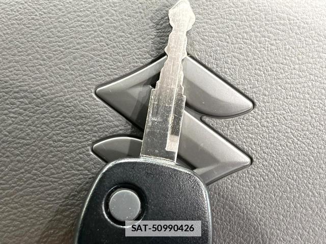 Suzuki EVERY 2021-01 7804505-5