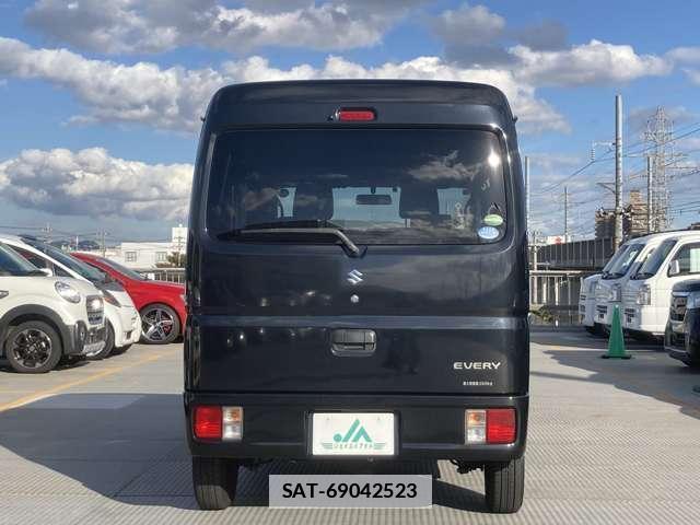 Suzuki EVERY 2019-11 7804723-19