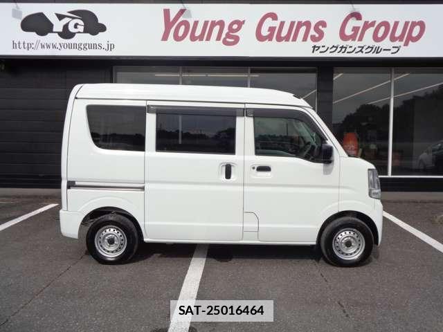 Suzuki EVERY 2023-06 7805473-14