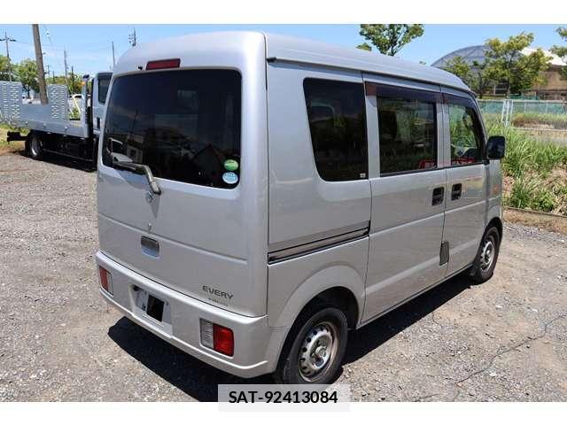 Suzuki EVERY 2014-09 7805523-6
