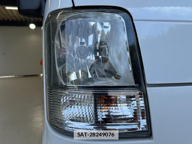 Suzuki EVERY 2012-05 7806836-4
