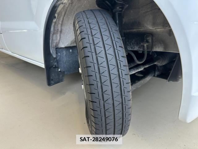 Suzuki EVERY 2012-05 7806836-6