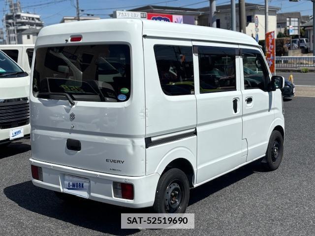 Suzuki EVERY 2020-03 7809785-4